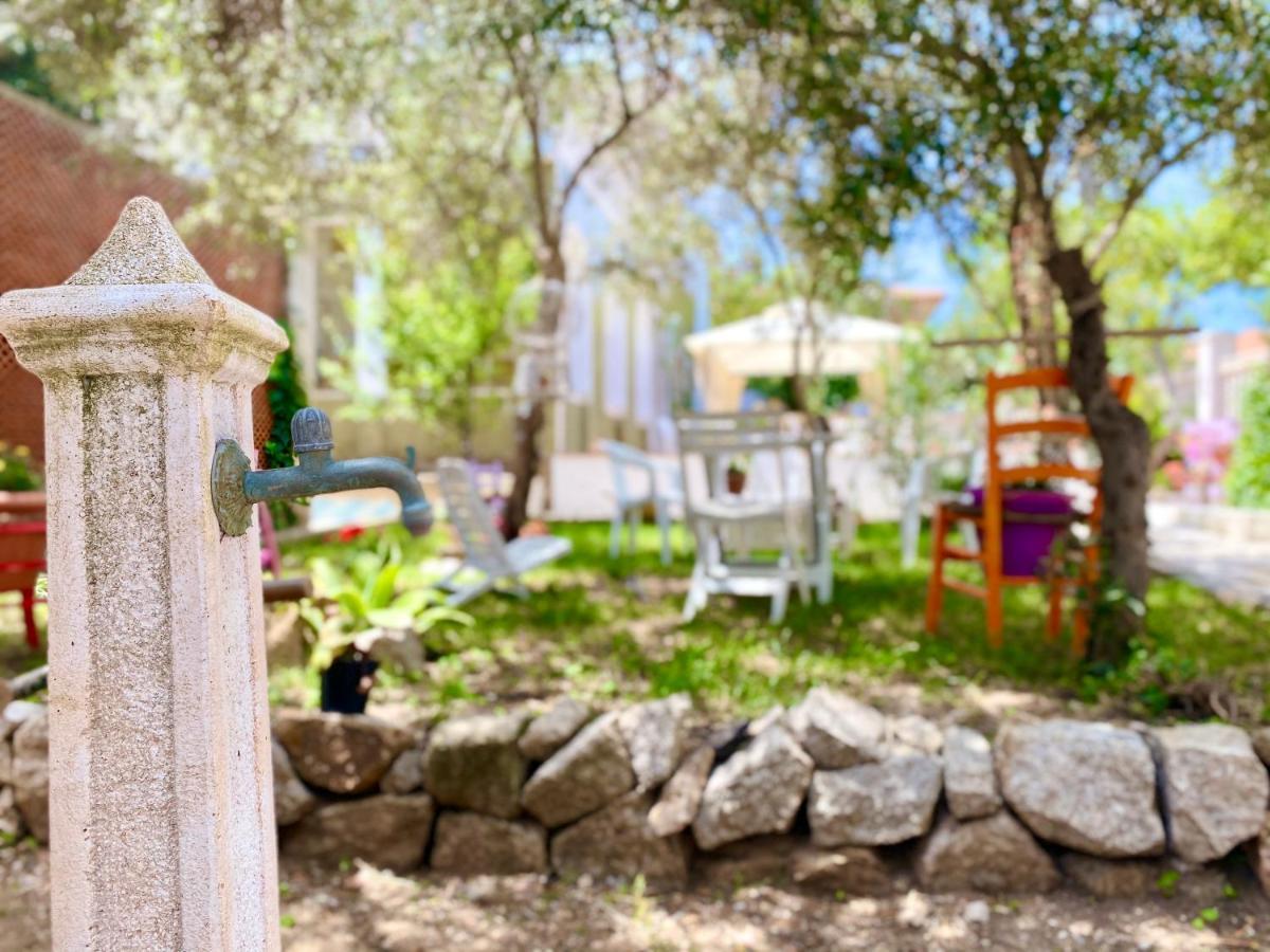 Villa Rocco Rooms Santa Teresa Gallura Exterior foto